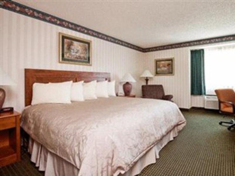 Best Western John Muir Inn Martinez Exterior photo